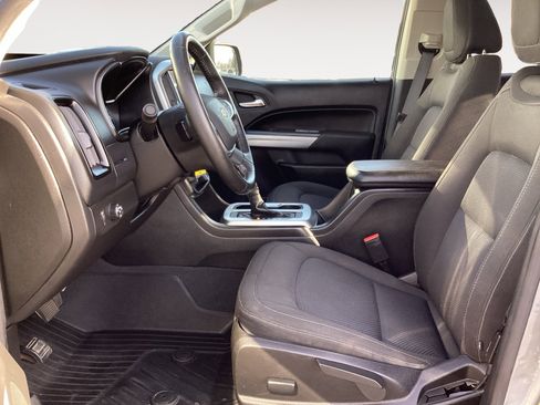 Used 2019 Chevrolet Colorado LT w/ LT Convenience Package image 24