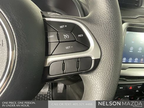 Used 2021 Jeep Renegade Sport w/ Sport Appearance Group image 44