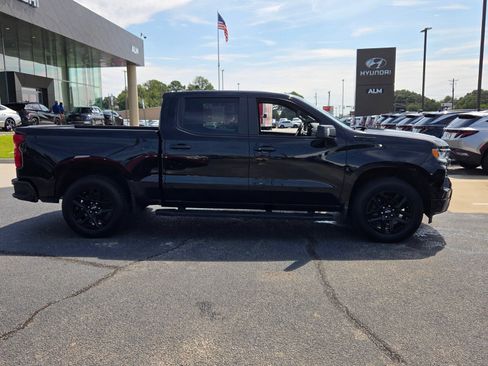Used 2024 Chevrolet Silverado 1500 RST AWD/4WD image 15