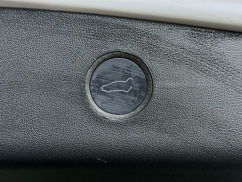 Used 2022 Tesla Model 3 Long Range image 30