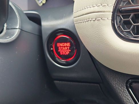 Certified 2024 Honda HR-V LX image 18