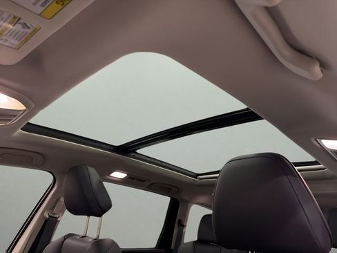 Certified 2025 Subaru Ascent Bronze Edition w/ Onyx Package image 27