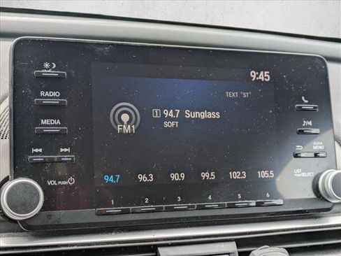 Used 2019 Honda Accord LX image 13