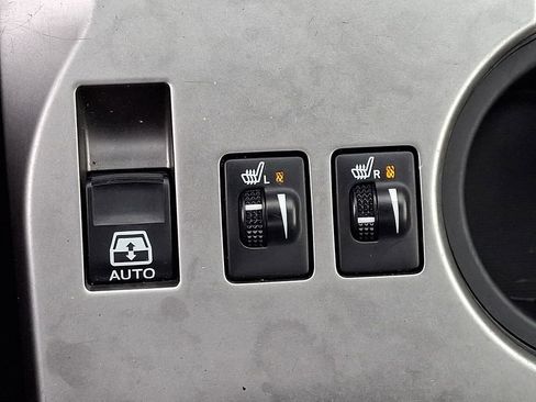 Used 2015 Toyota 4Runner SR5 Premium AWD/4WD image 34