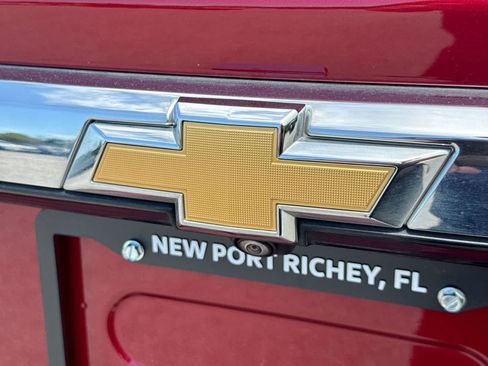 Used 2023 Chevrolet Traverse LT AWD/4WD image 18