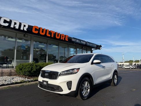 Used 2020 Kia Sorento LX AWD/4WD image 1