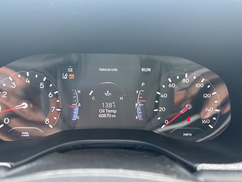Used 2024 Jeep Compass Latitude AWD/4WD image 25