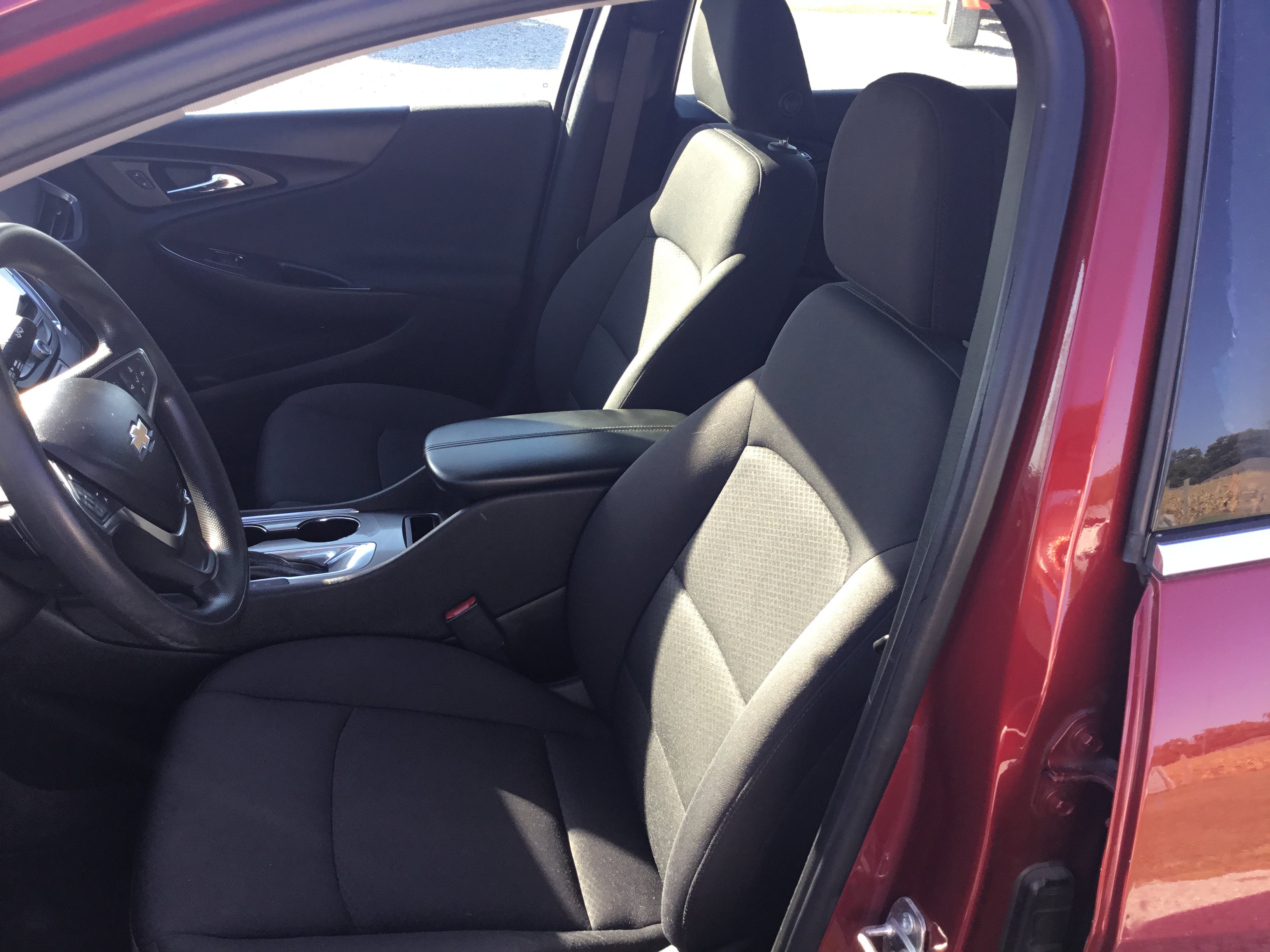 Used 2019 Chevrolet Malibu LT w/ Driver Confidence Package II FWD image 13