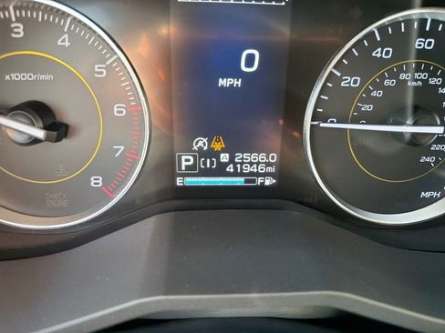 Used 2021 Subaru Crosstrek 2.5i Sport w/ Moonroof Package image 17