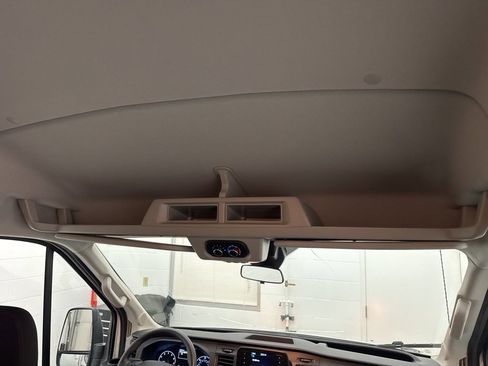Used 2020 Ford Transit 350 XL image 28