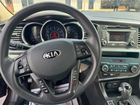 Used 2013 Kia Optima LX w/ Convenience Plus Pkg FWD image 11