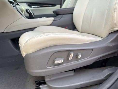 Used 2020 Cadillac XT6 Premium Luxury image 20