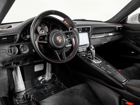 Used 2018 Porsche 911 GT2 RS w/ Weissach Package image 2