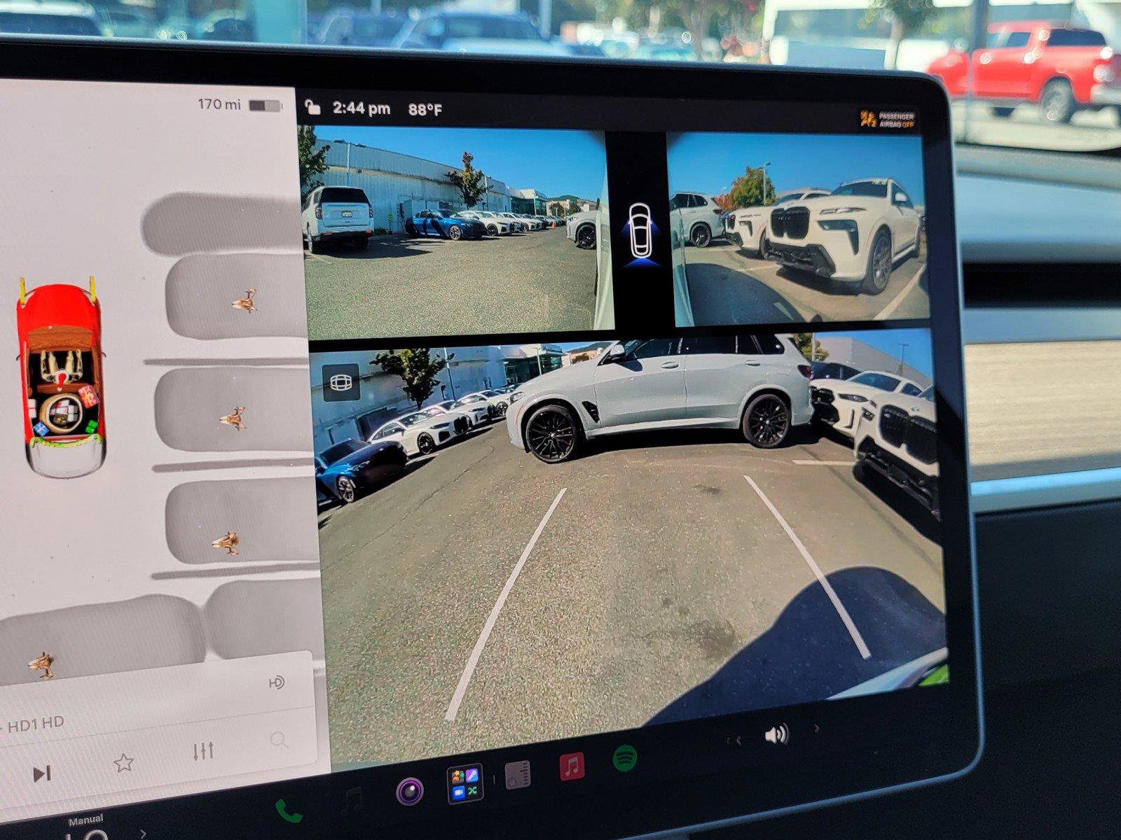 Used 2023 Tesla Model Y AWD image 13