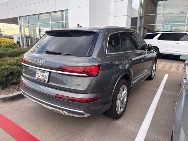 Used 2021 Audi Q7 2.0T Premium Plus w/ Executive Package AWD/4WD image 3