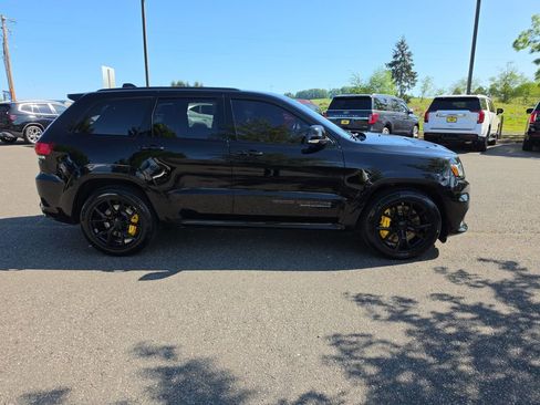 Used 2018 Jeep Grand Cherokee Trackhawk AWD/4WD image 7