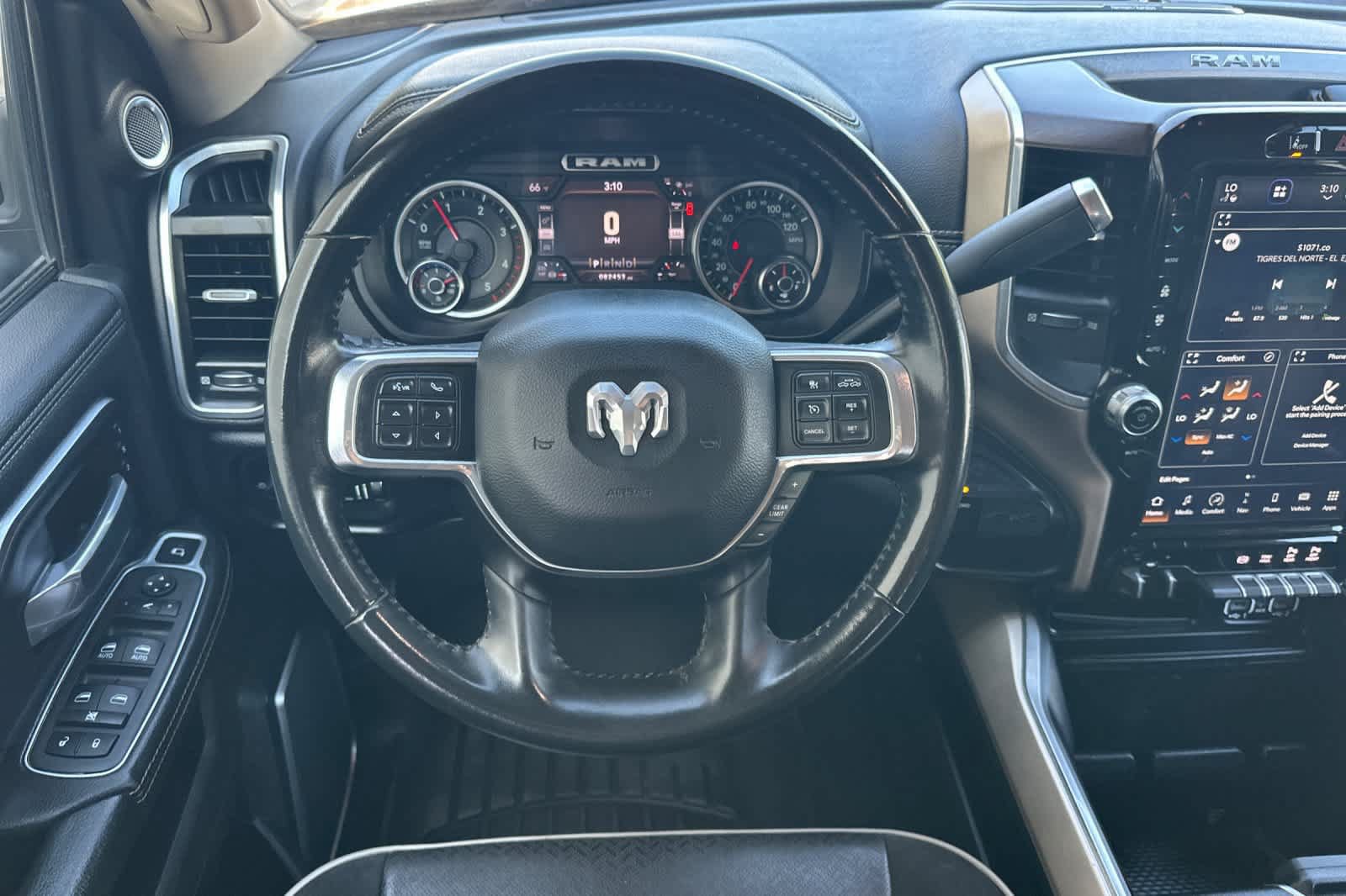 Used 2022 RAM 2500 Laramie AWD/4WD image 16