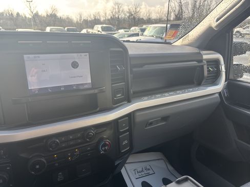 Used 2024 Ford F250 XLT image 23
