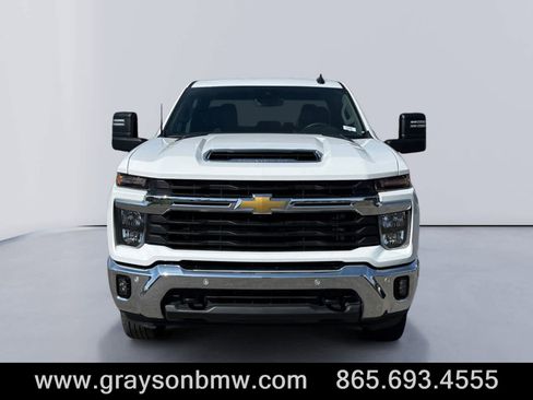 Used 2025 Chevrolet Silverado 2500 LT w/ Safety Package AWD/4WD image 8