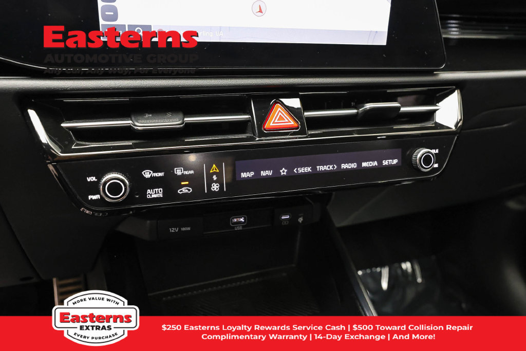 Used 2023 Kia Niro Wave w/ Wave Preserve Package FWD image 21