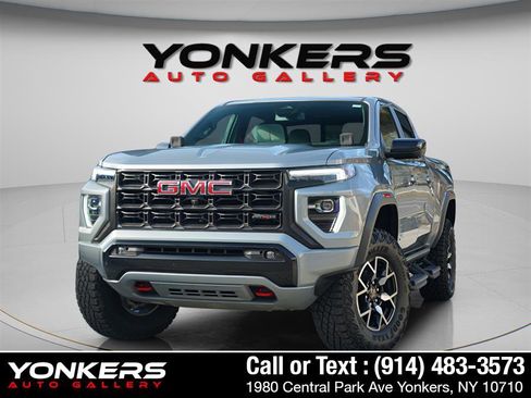 Used 2024 GMC Canyon AT4X image 18
