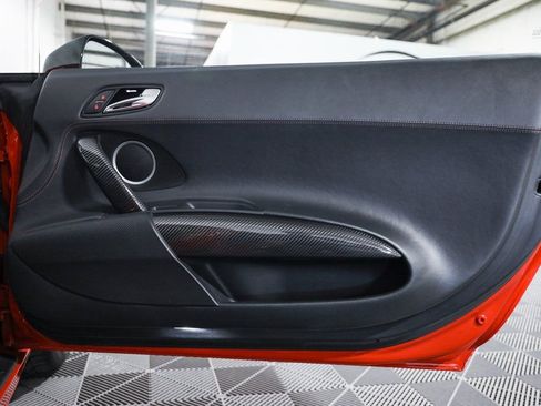 Used 2012 Audi R8 V10 image 25