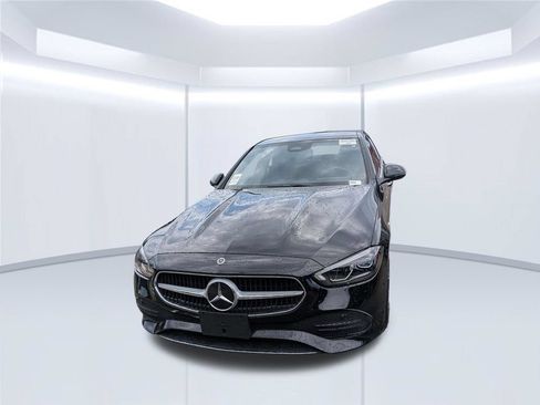 Used 2025 Mercedes-Benz C 300 Sedan image 2
