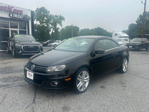 Used 2012 Volkswagen Eos Executive FWD image 2