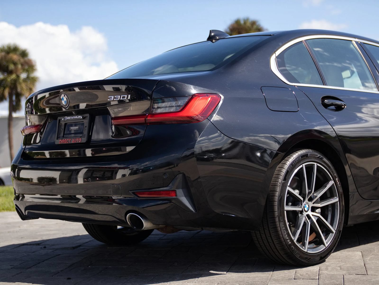 Used 2020 BMW 330i xDrive Sedan w/ Convenience Package AWD/4WD image 14