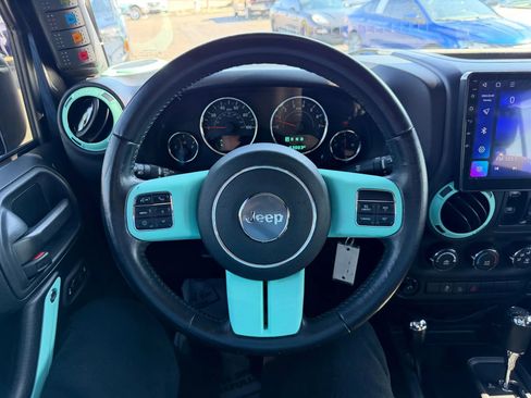 Used 2018 Jeep Wrangler Unlimited Sport S AWD/4WD image 23