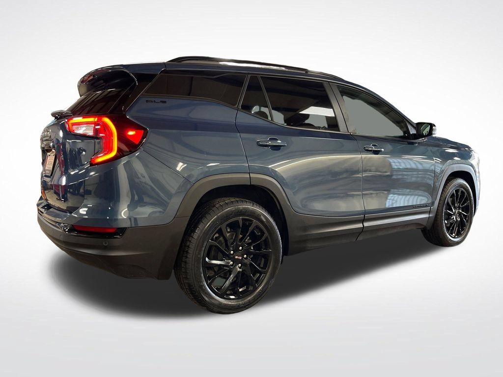 Used 2024 GMC Terrain SLE w/ Driver Convenience Package AWD/4WD image 5