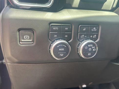 Used 2023 GMC Sierra 1500 Denali Ultimate image 18