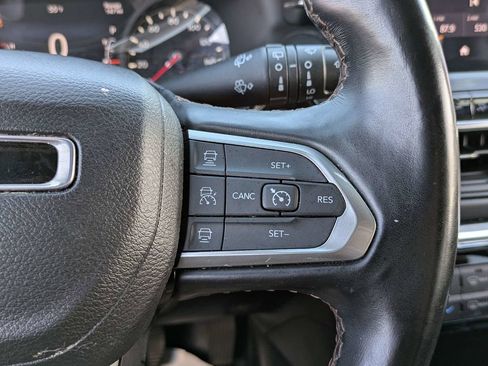 Used 2022 Jeep Compass Limited AWD/4WD image 25