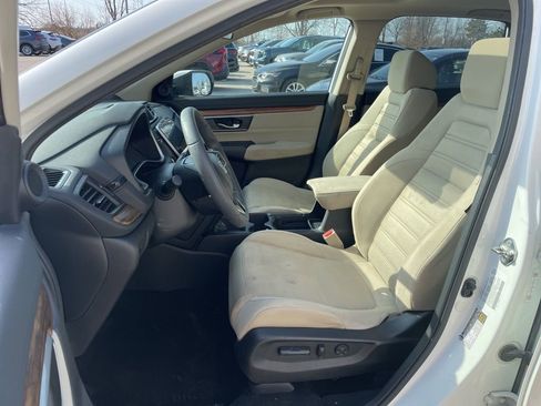 Used 2017 Honda CR-V EX image 8