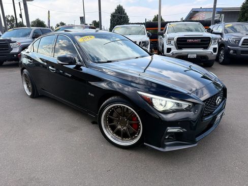 Used 2018 INFINITI Q50 Red Sport 400 w/ Sensory Package (Sport) AWD/4WD image 3