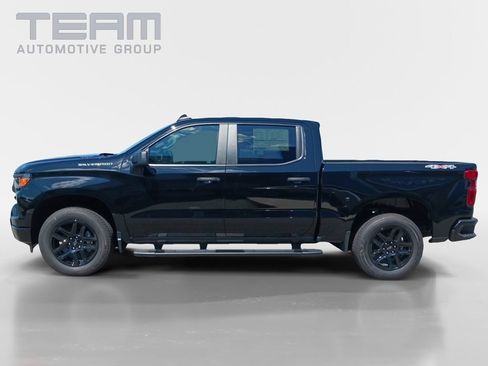New 2025 Chevrolet Silverado 1500 Custom image 4