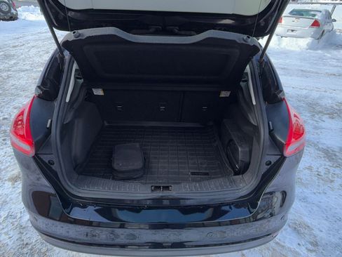 Used 2017 Ford Focus Titanium FWD image 16