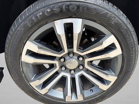 Used 2018 GMC Yukon Denali w/ Denali Ultimate Package RWD image 19