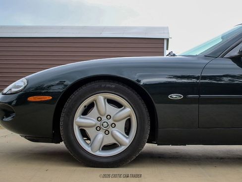 Used 1999 Jaguar XK8 Convertible RWD image 4