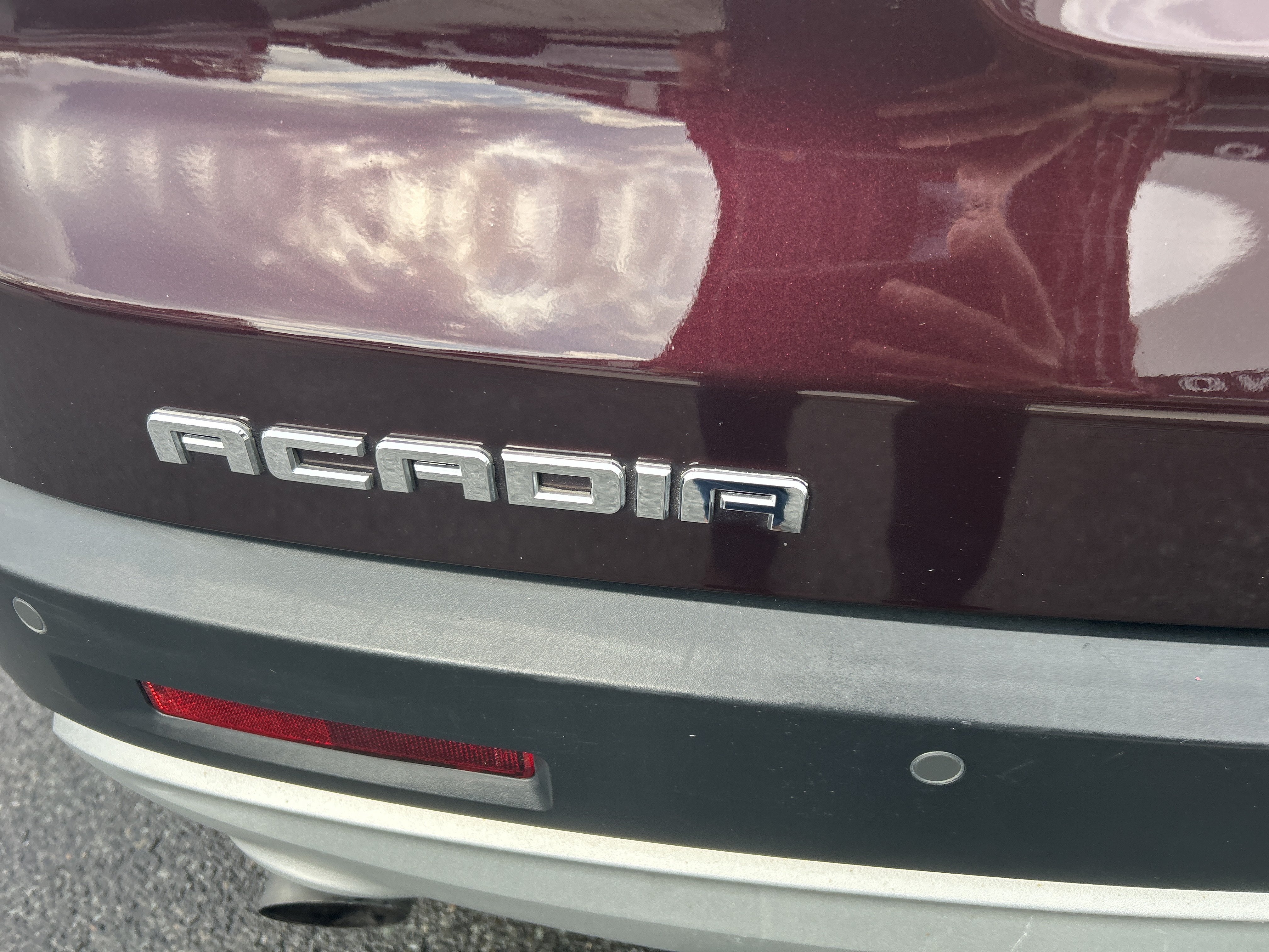 Used 2018 GMC Acadia SLE w/ Driver Alert Package I AWD/4WD image 10