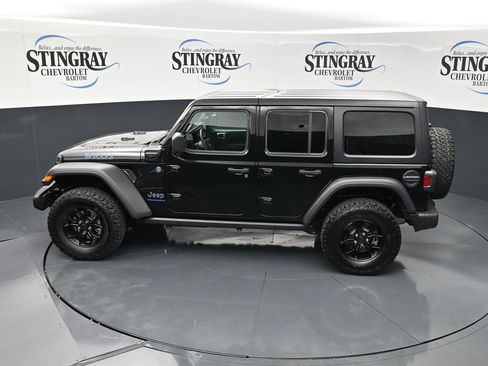 Used 2025 Jeep Wrangler Unlimited Sport S 4xe AWD/4WD image 12