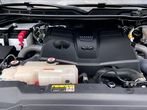Used 2023 Toyota Tundra SR5 w/ SR5 Convenience Package RWD image 31
