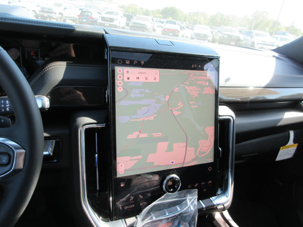 New 2027 GMC Yukon Elevation w/ Technology Package AWD/4WD image 17