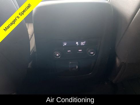 Used 2024 Buick Enclave Essence w/ Sport Touring Edition AWD/4WD image 12