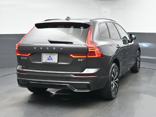 Used 2024 Volvo XC60 B5 Plus w/ Protection Package Premier AWD/4WD image 8