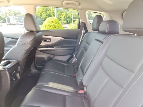 Used 2024 Nissan Murano SV w/ SV Midnight Edition Package image 32