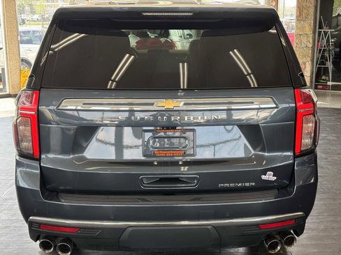 Used 2021 Chevrolet Suburban Premier w/ Premium Package AWD/4WD image 11