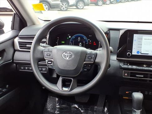 Certified 2025 Toyota Camry LE image 10