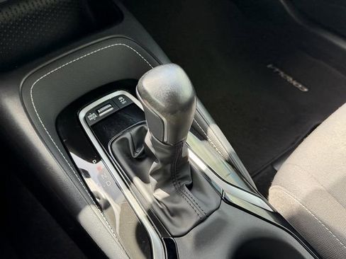 Used 2023 Toyota Corolla SE w/ SE Premium Package FWD image 25