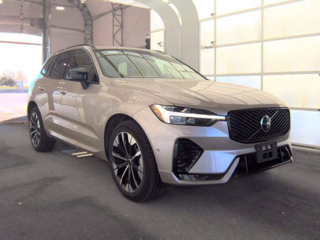 Used 2026 Volvo XC60 B5 Plus AWD/4WD image 3